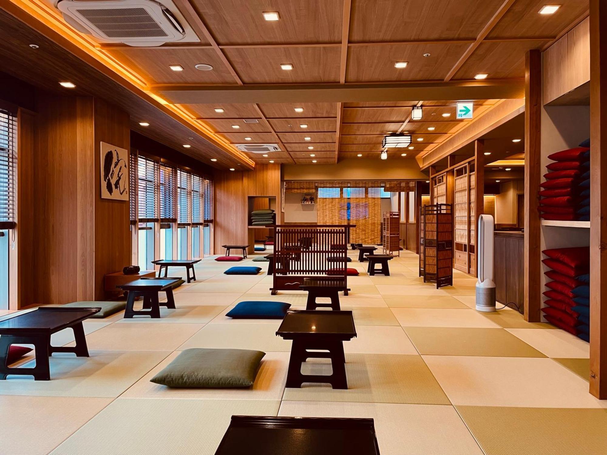 Spablic Inn - Capsule Hatago Akasaka — Photos 2